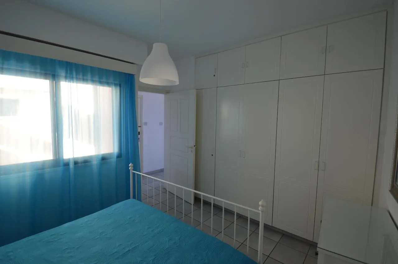 דירה לרנקה Krasas Beach Flats